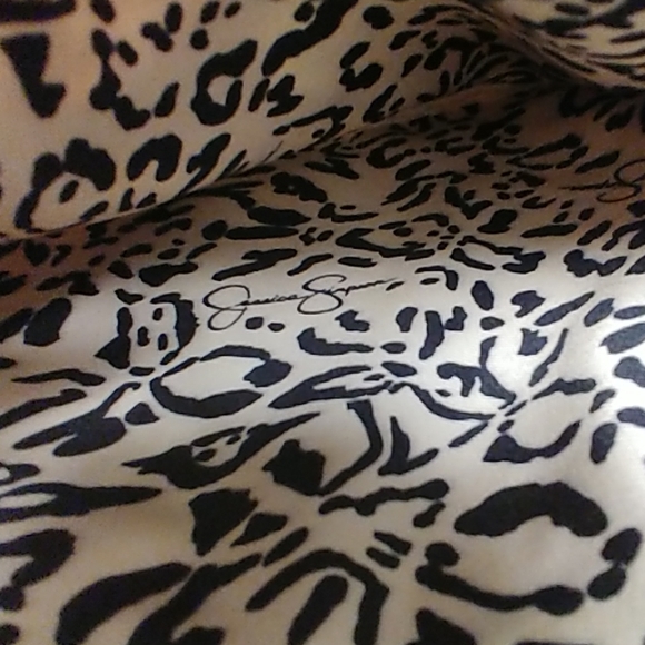 JESSICA SIMPSON WRISTLET - Picture 5 of 5